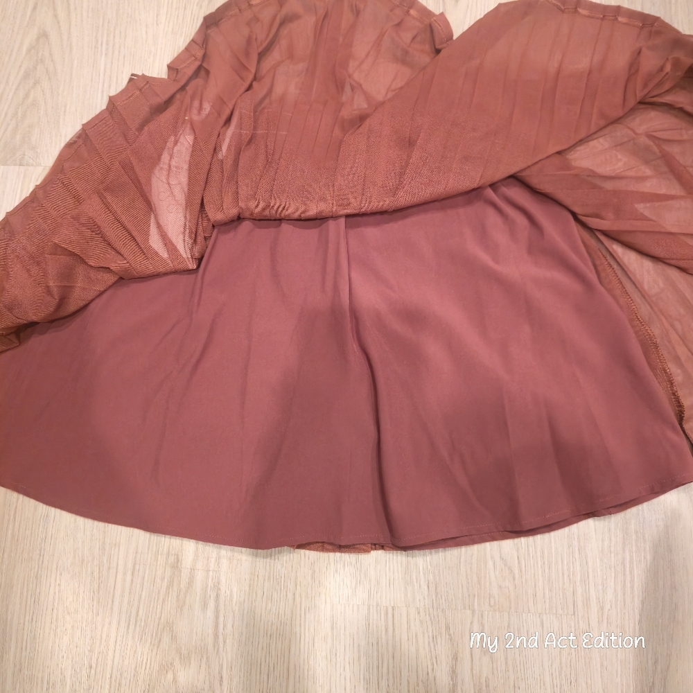 CALIA COURT COLLECTION SKORT SMALL RUST BROWN - Picture 7 of 9